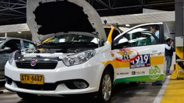 Se empadronó el primer taxi tetrafuel (funciona con nafta,etanol,biodiesel y gas)