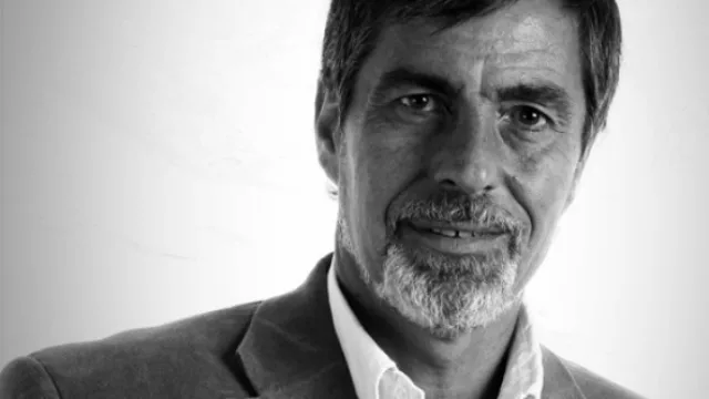 Alvear aclara: “estamos en una etapa de achicamiento pero, por ahora, no cerramos”