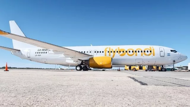 Levantando vuelo: Flybondi incorpora un nuevo avión a su flota (y recupera frecuencias)
