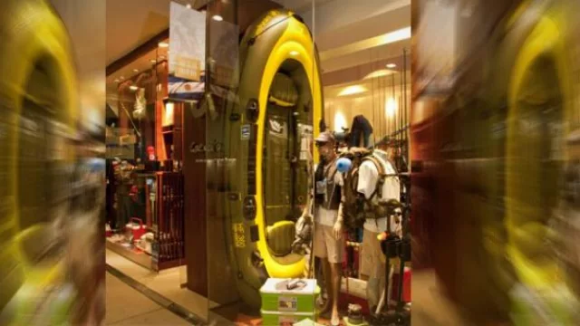 El local Guevara Outdoors, perteneciente al contador.