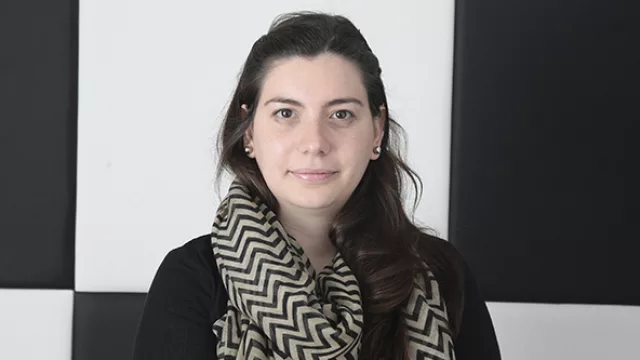 Florencia González, Administración.