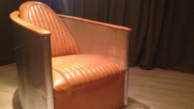 El sillón giratorio, una de las vedettes del espacio del aviador.