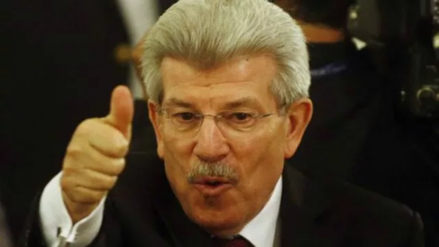 Fábrega se fue del Becerra