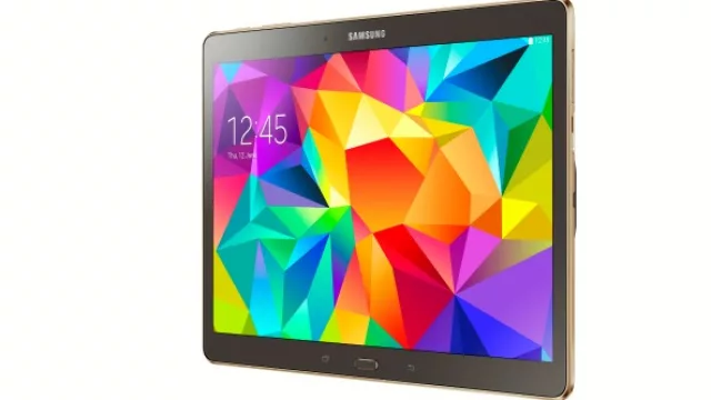 La más delgada y liviana