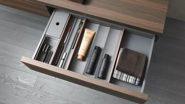 Ideales para organizar el espacio de ella y de él.