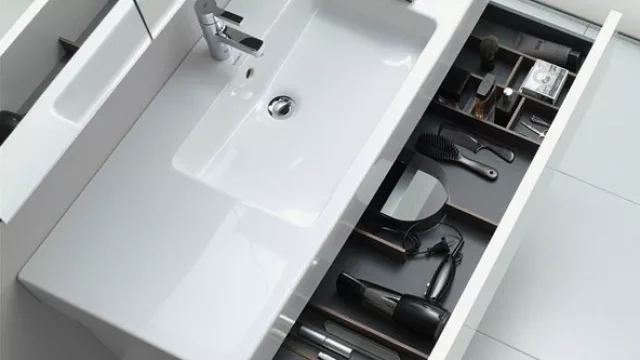 Los separadores son de madera y cuentan con antideslizante.