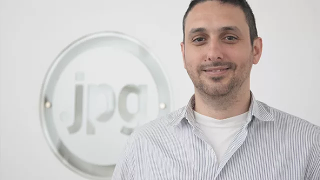 Juan Sacchetto, socio y director general creativo.