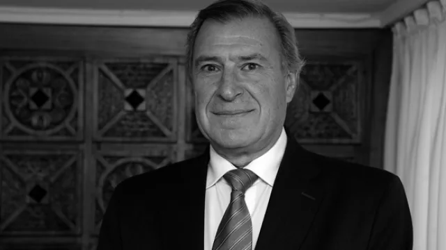 Oscar Eduardo Curet, presidente.