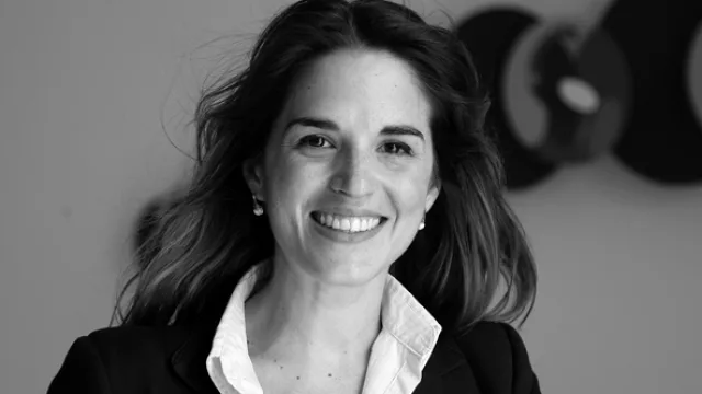 Marilí Ferrer Vieyra, asistente.