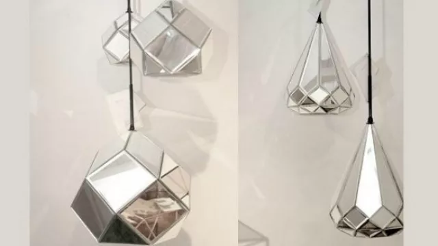 Pasamos del hierro industrial al espejo cuidado de Diamantina.