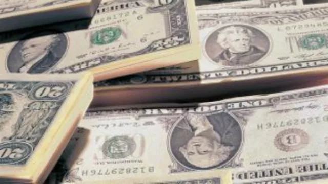 El blue se acerca a los $ 15