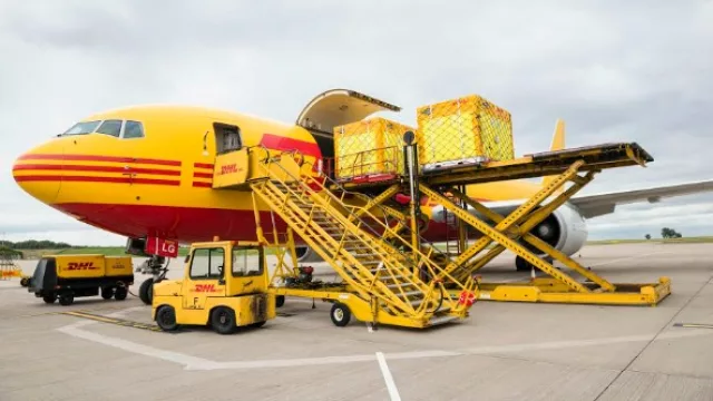 Cómo DHL transporta la Fórmula E.