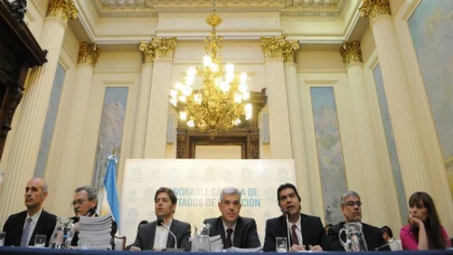 “Kichi” repite manía K de dibujar el Presupuesto (inflación 15%, dólar a $ 9,4 y PIB sube 2,8%)