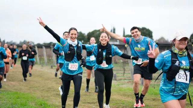 Con récord de participación, la Maratón San Antonio de Padua reunió a 800 corredores en Colonia Caroya
