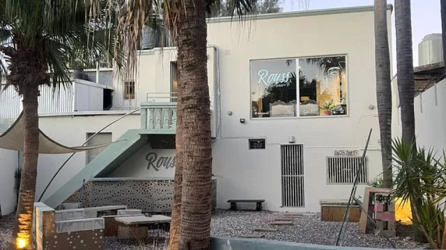 Rouss Art Gallery se expande en Villa Allende: un multiespacio que redefine el negocio creativo