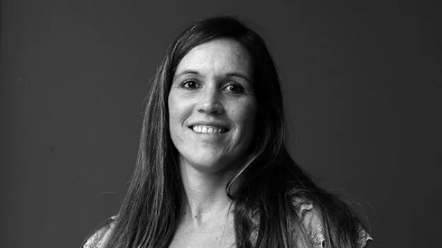 Brenda Karsten, gerenta de Obras y Suministros.