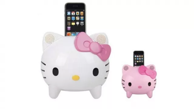 Parlantes/cargadores con la cabeza de la gatita.