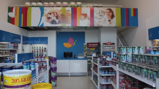 Colorshop con todo listo para la temporada alta de pinturas (181 locales que venden Sinteplast)