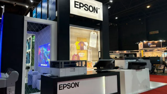 Epson sale a disputar el mercado de la impresión textil: financia el costo operativo y prepara lanzamiento para fin de año