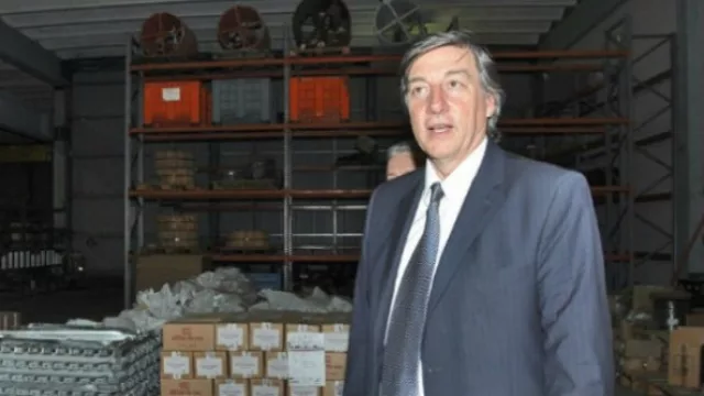 Epec, acéfalo por unos días