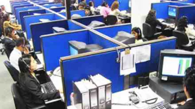 Palito a los que se quejan de los call centers...