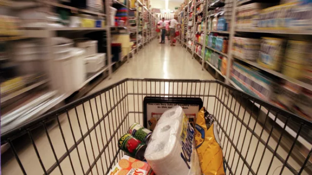 Leve suba en precios de alimentos en julio