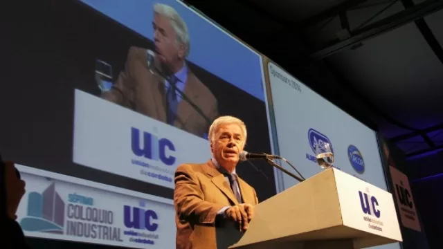 No le importa que la Nación le deba a Córdoba: pide eliminar la tasa vial