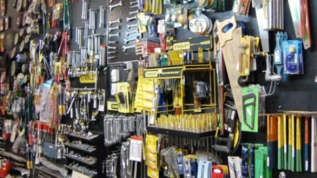 Ferreteros con menos ventas