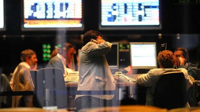 Suben acciones y bonos por acuerdo con Buitres