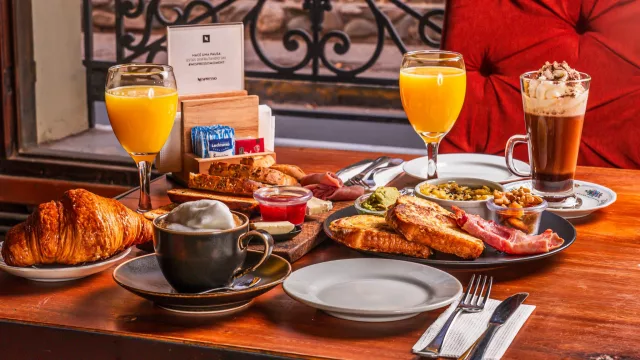 El brunch gana terreno en las cartas de bares y restaurantes: más de 20 lugares para elegir