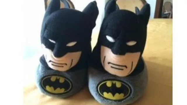 Na, na, na, na, na, Batman.