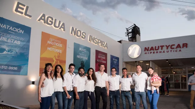 Mucho más que una tienda: Nautycar Hipernáutica celebra 45 años liderando el sector y abre su capital a inversores para su expansión nacional