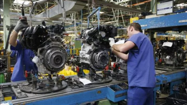 La industria se desplomó 5,3% en mayo (la UIA estima un agravamiento de la situación)