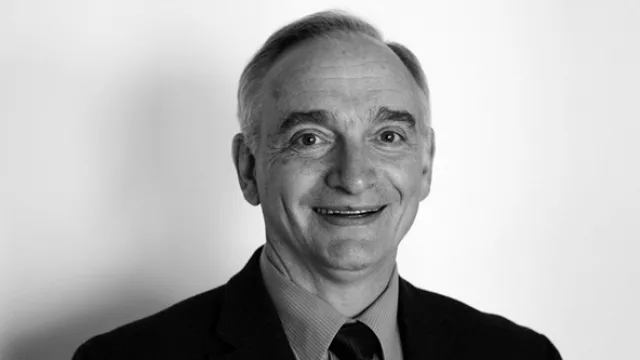 Carlos Eugenio Simón, director ejecutivo.