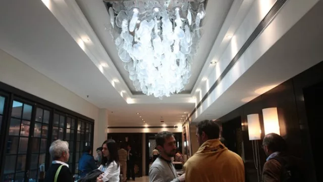 Al Four Seasons le salió un grano (de maíz)