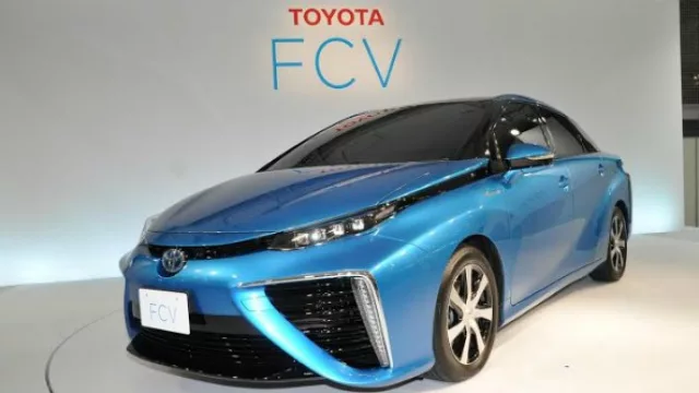 Toyota develó el diseño exterior del FCV, su sedán impulsado a pila de hidrógeno.