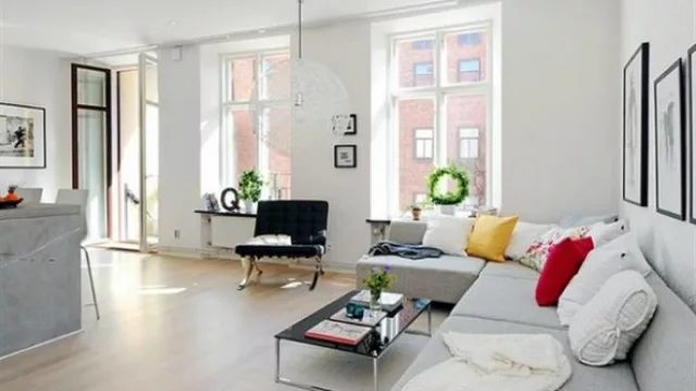 Los colores los aportan los elementos textiles.