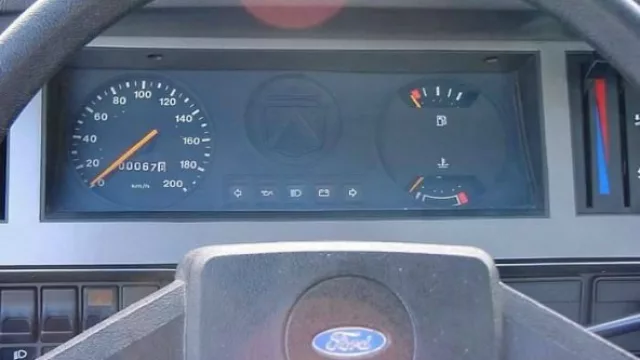 Se avanzó mucho en tableros, ¿no?. Los 67 Km. de este auto mítico en Argentina