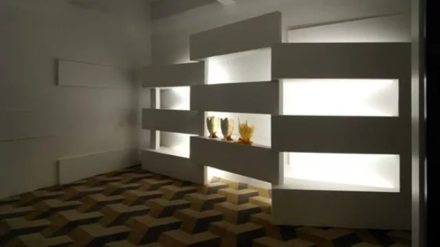 Le gusta que haya temas de arquitectura y dice...