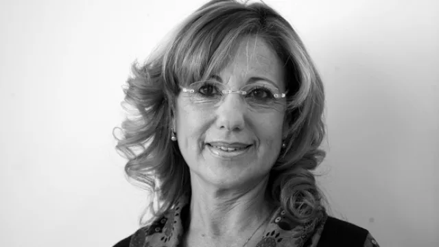 Diana Gewerc, gerenta regional de los Centros de Atención al Cliente.