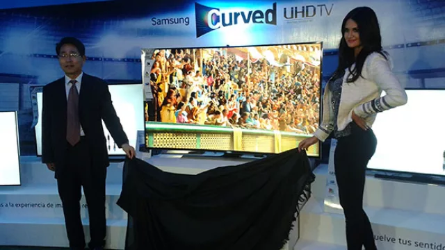Samsung presentó al nuevo integrante de su familia: la UHD TV Curvo, de 65&#39;&#39;