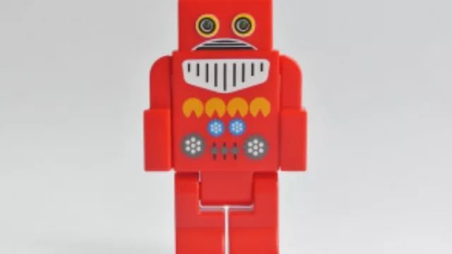 El clásico robot de juguete de los ’80 ahora en pendrive.