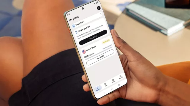 Motorola ya ofrece 1GB de roaming gratis a sus clientes (cómo hace para "puentear" a los operadores móviles y qué es la tecnología Gigs)