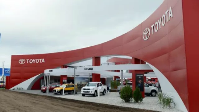 Hilux fue líder de su segmento por octavo año consecutivo en 2013.