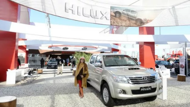 La pickup líder en la muestra líder.