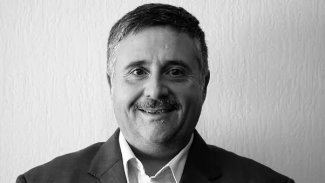 Livio Materazzi, Comercial.