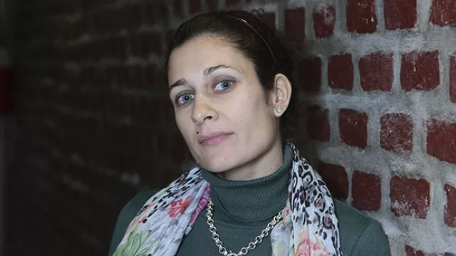 Diseñadora, repostera, le encanta hacer deportes, futura mamá.