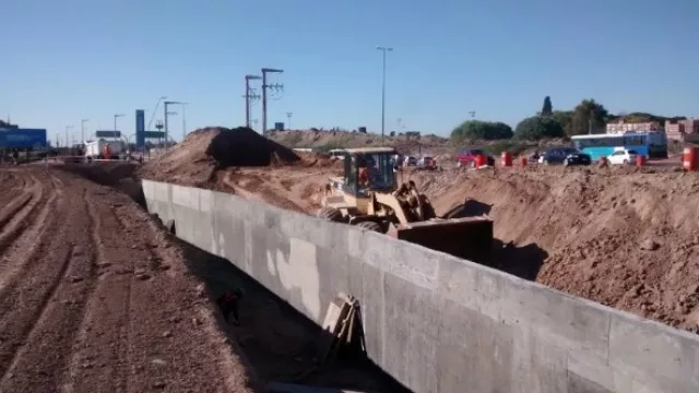 La obra está pensada para un tráfico de 120.000 vehículos por día.