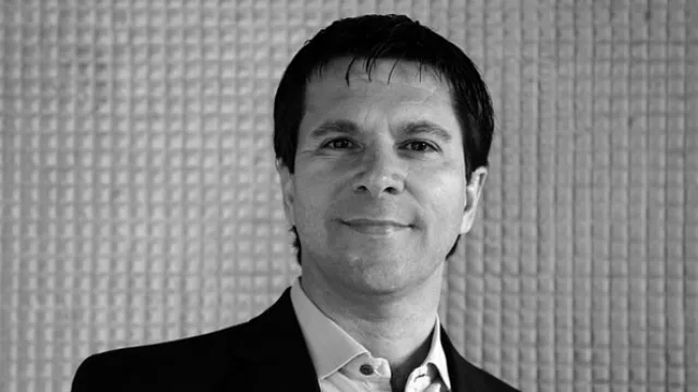 Edgardo Luis Donato, director general.