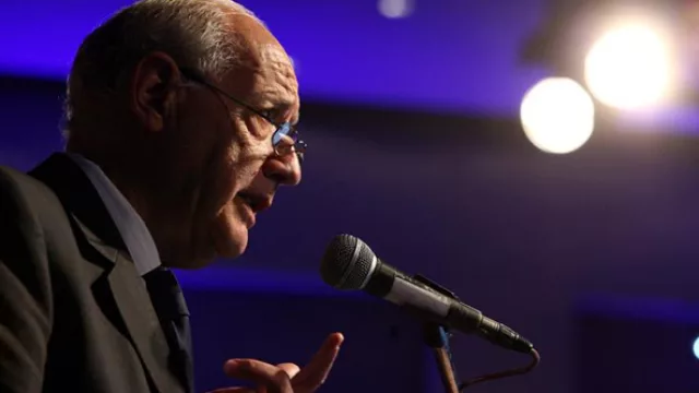 Lavagna: ''El Gobierno no reacciona''